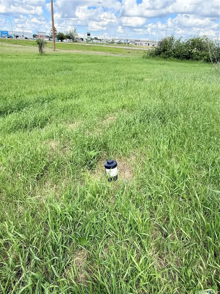 151-201 37 Highway Shaunavon SK S0N 2M0