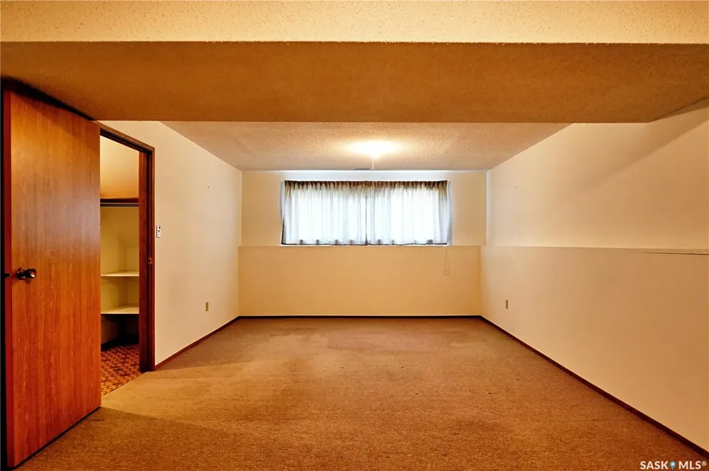 50 Robinson Crescent Saskatoon SK S7L 6N9