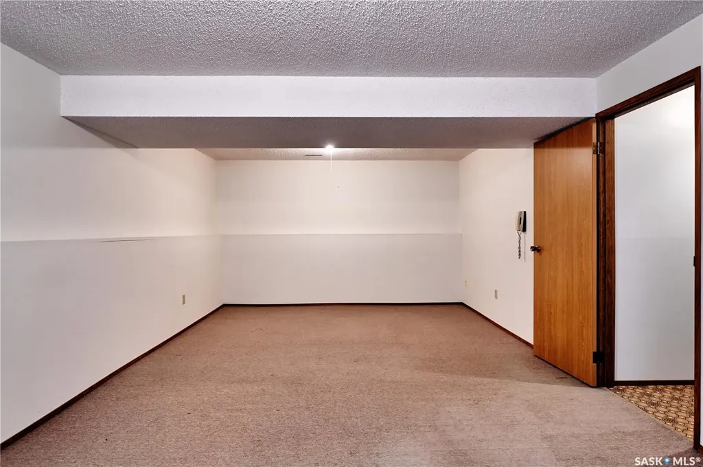 50 Robinson Crescent Saskatoon SK S7L 6N9