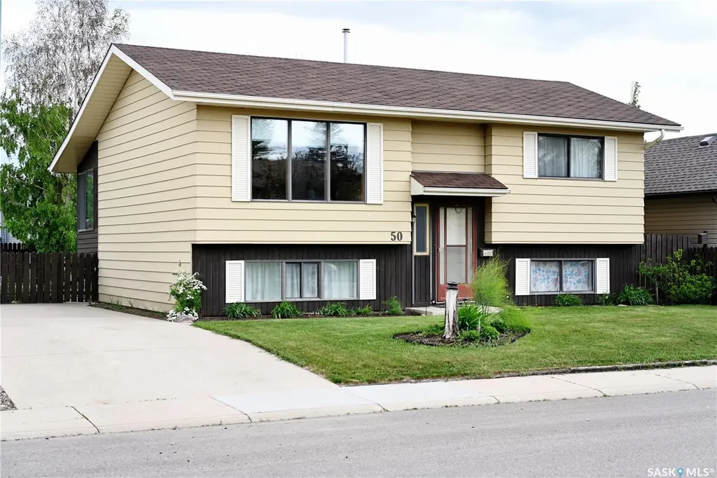 50 Robinson Crescent Saskatoon SK S7L 6N9
