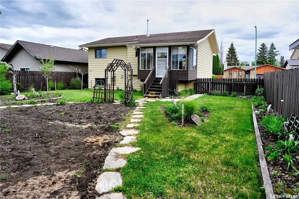 50 Robinson Crescent Saskatoon SK S7L 6N9