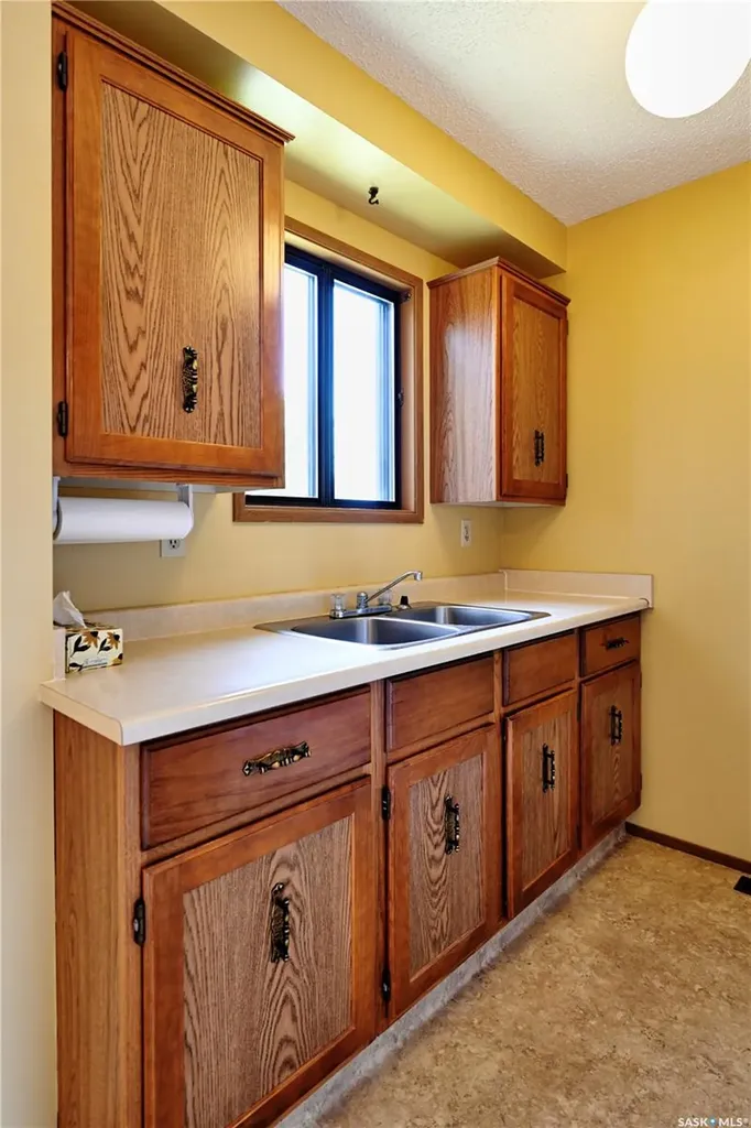 50 Robinson Crescent Saskatoon SK S7L 6N9