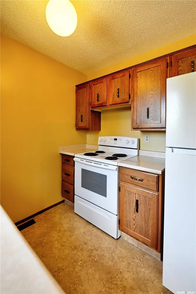 50 Robinson Crescent Saskatoon SK S7L 6N9