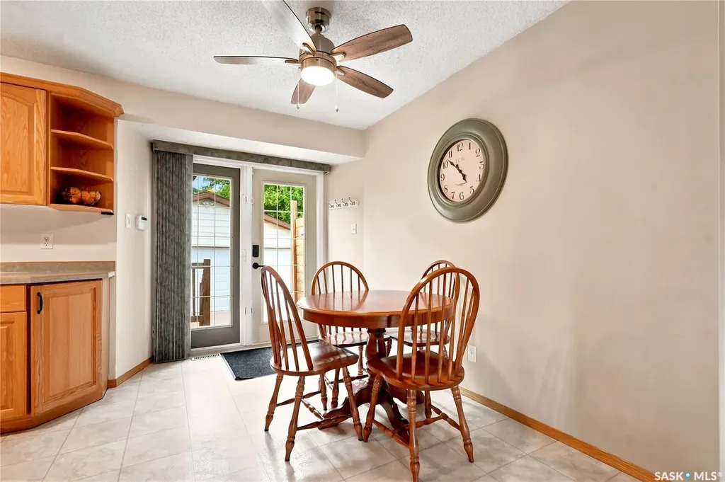430 Manning Lane Saskatoon SK S7L 6J8