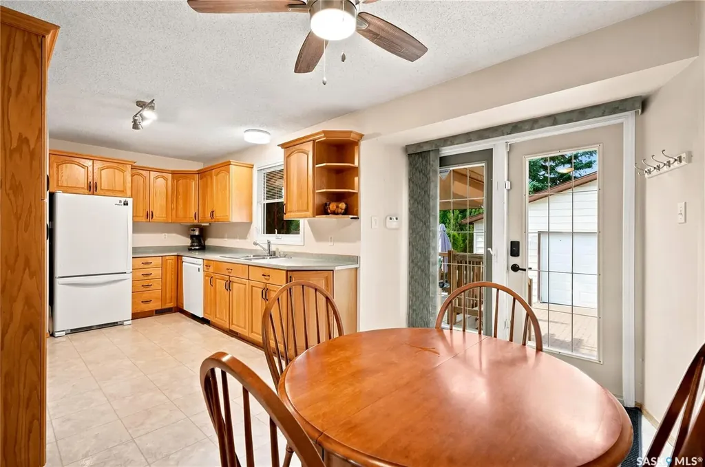 430 Manning Lane Saskatoon SK S7L 6J8