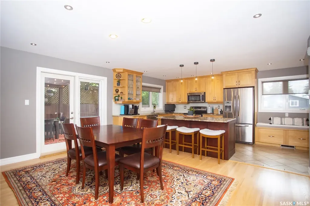 6 Harrington Place Saskatoon SK S7H 3Y5