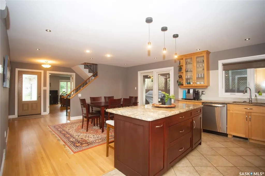 6 Harrington Place Saskatoon SK S7H 3Y5