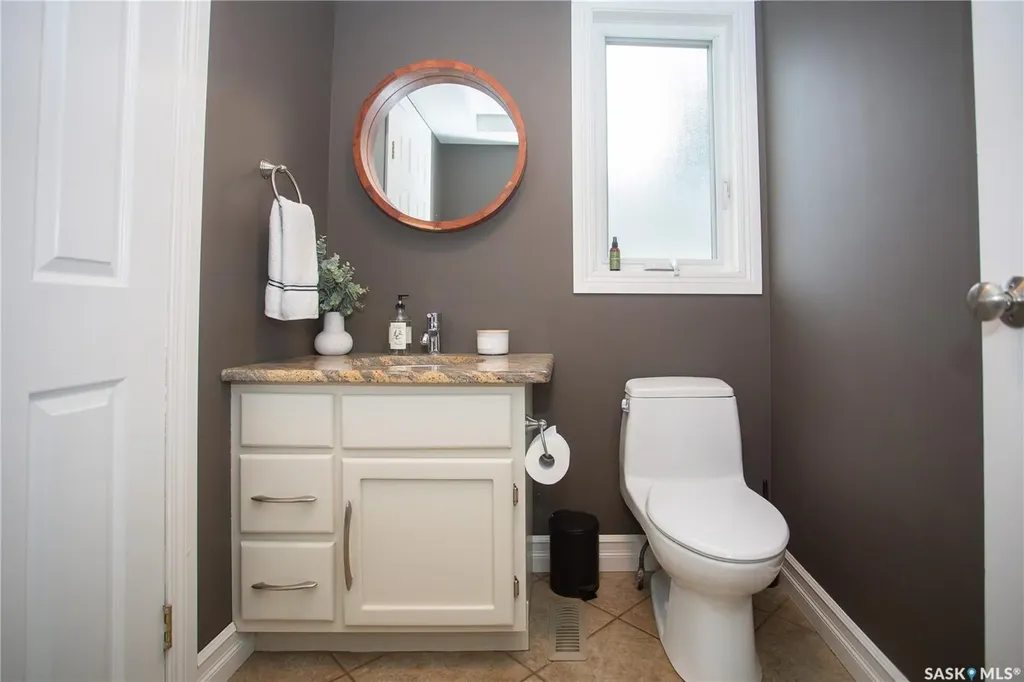 6 Harrington Place Saskatoon SK S7H 3Y5