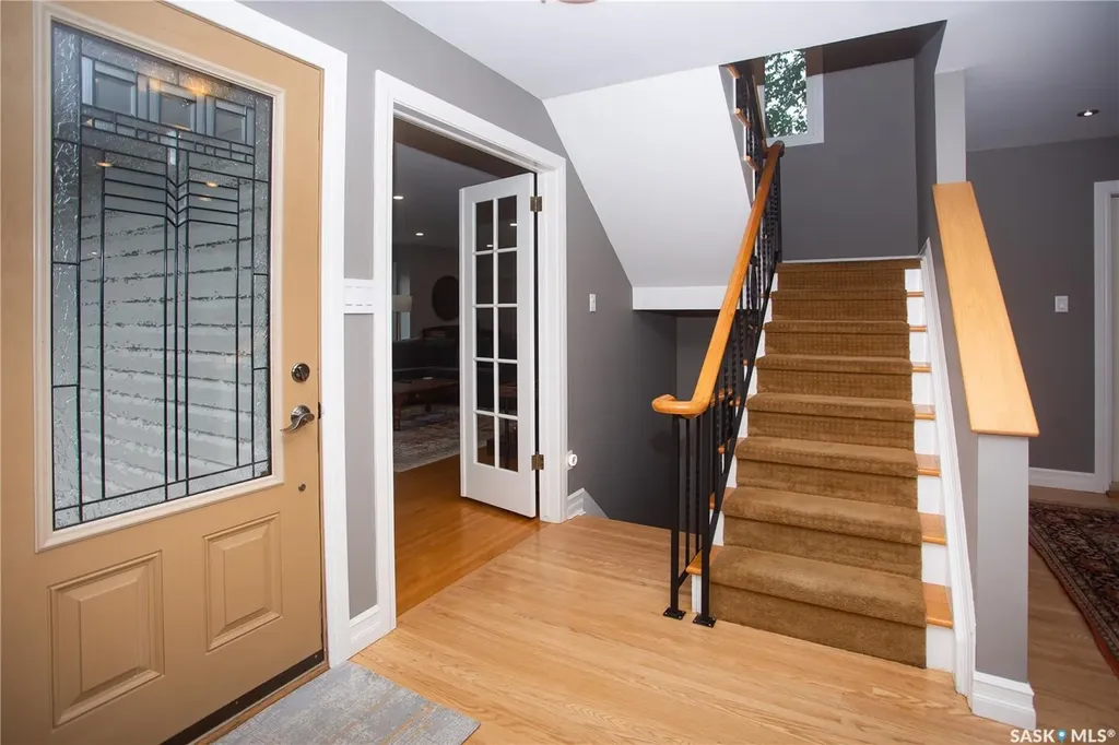 6 Harrington Place Saskatoon SK S7H 3Y5