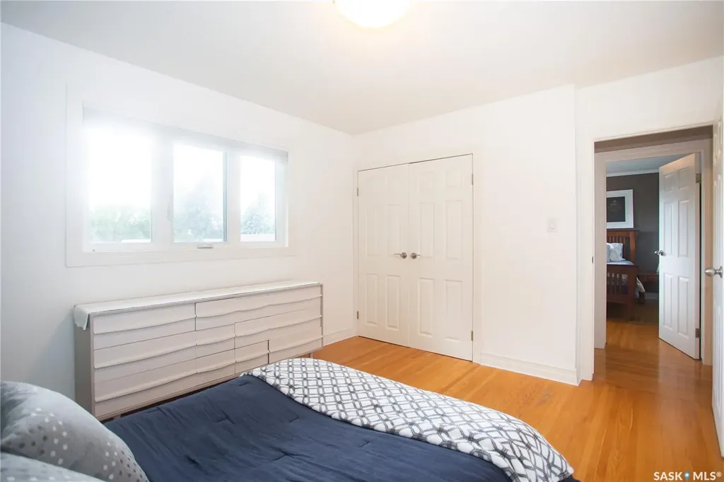 6 Harrington Place Saskatoon SK S7H 3Y5