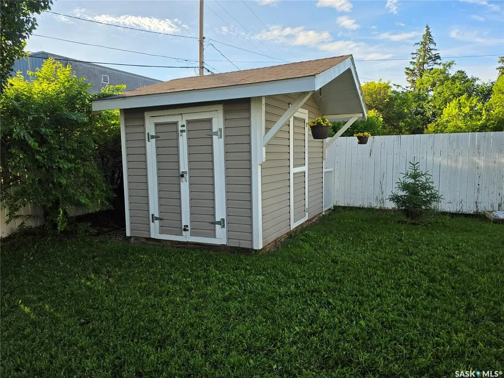 111 2nd Street E Meadow Lake SK S9X 1G4