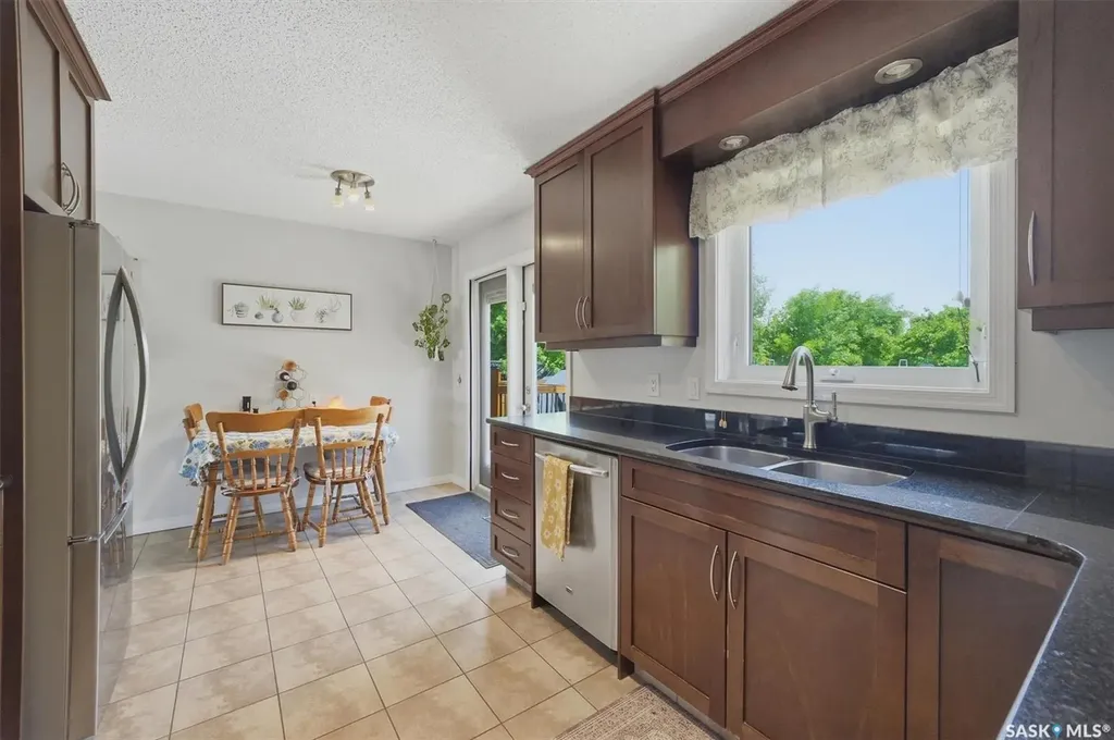 342 Wollaston Rise Saskatoon SK S7J 4G5