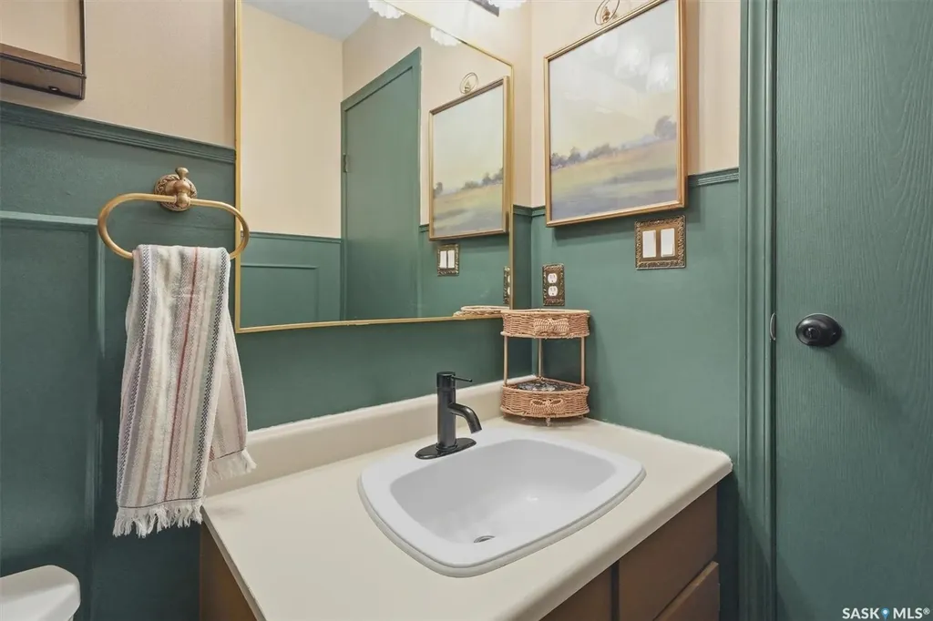342 Wollaston Rise Saskatoon SK S7J 4G5