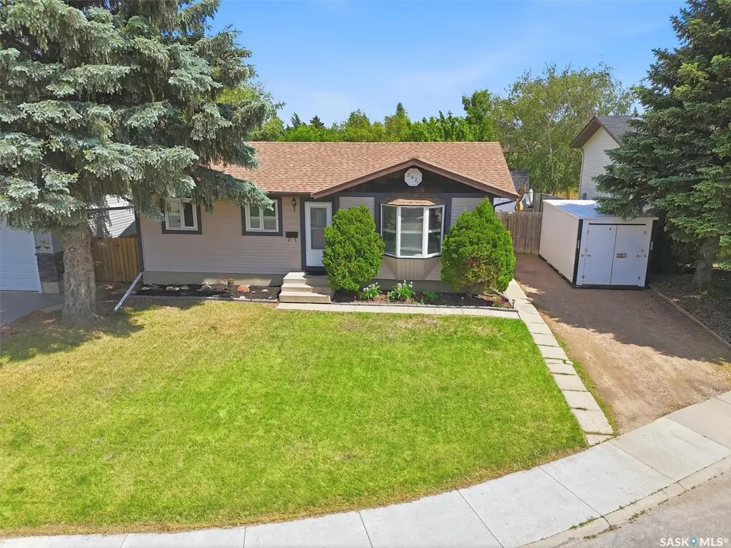 342 Wollaston Rise Saskatoon SK S7J 4G5