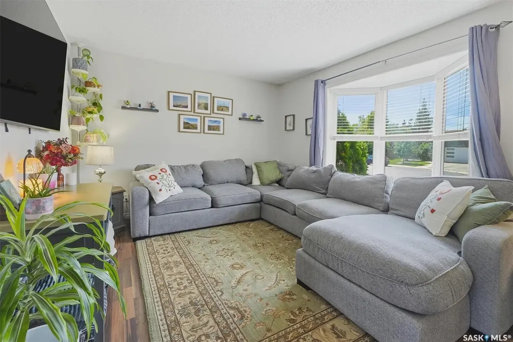 342 Wollaston Rise Saskatoon SK S7J 4G5