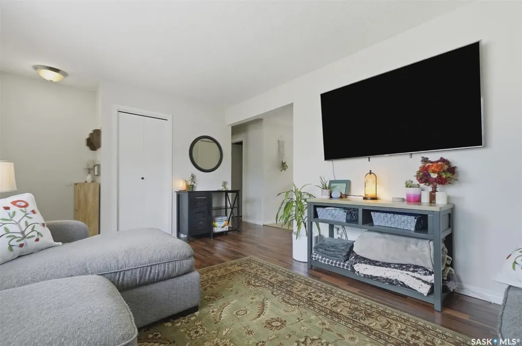 342 Wollaston Rise Saskatoon SK S7J 4G5