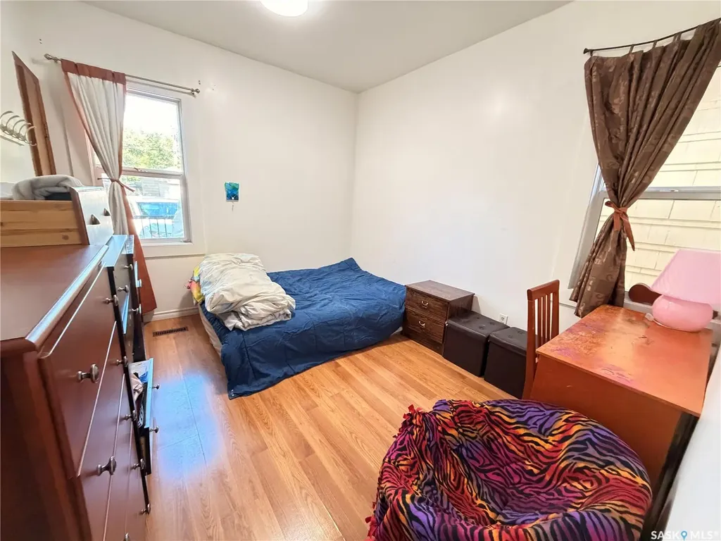 1340 Retallack Street Regina SK S4T 2H9