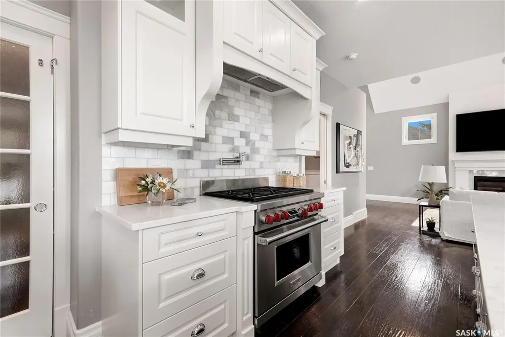 3202 Hill Avenue Regina SK S4S 0W6