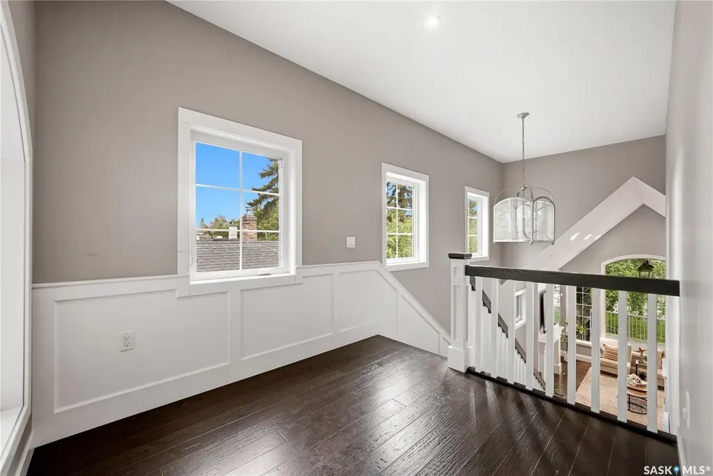 3202 Hill Avenue Regina SK S4S 0W6