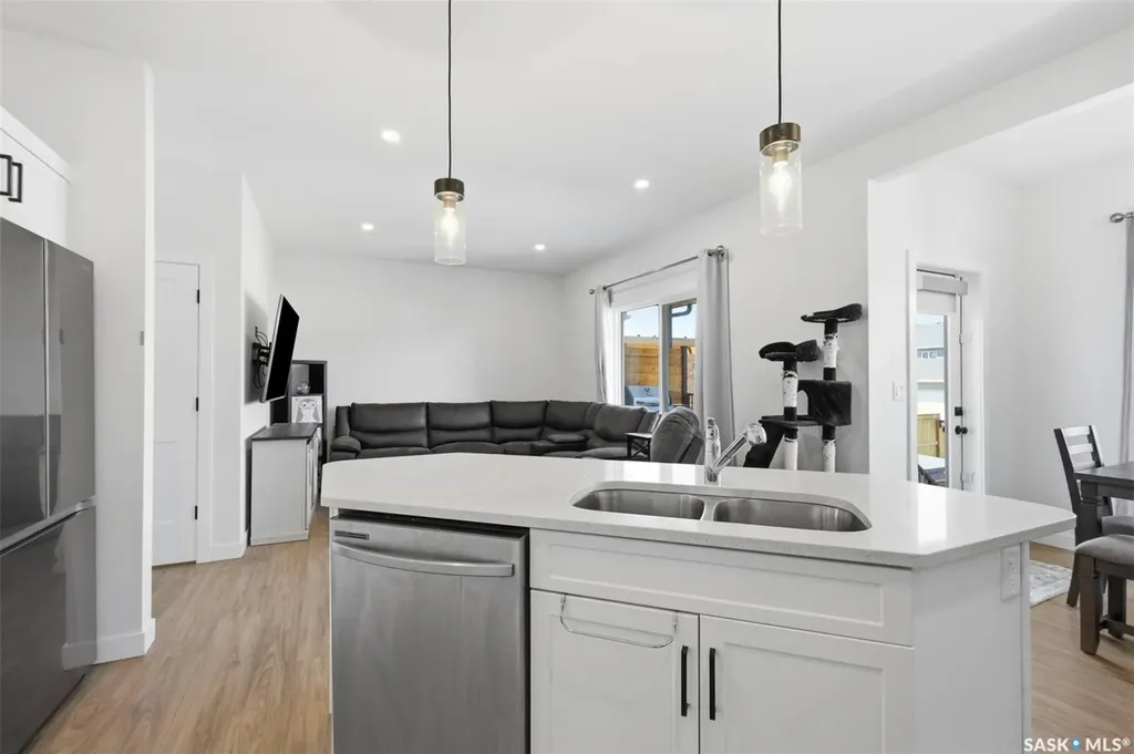 148 Echo Lane Martensville SK S0K 2T1