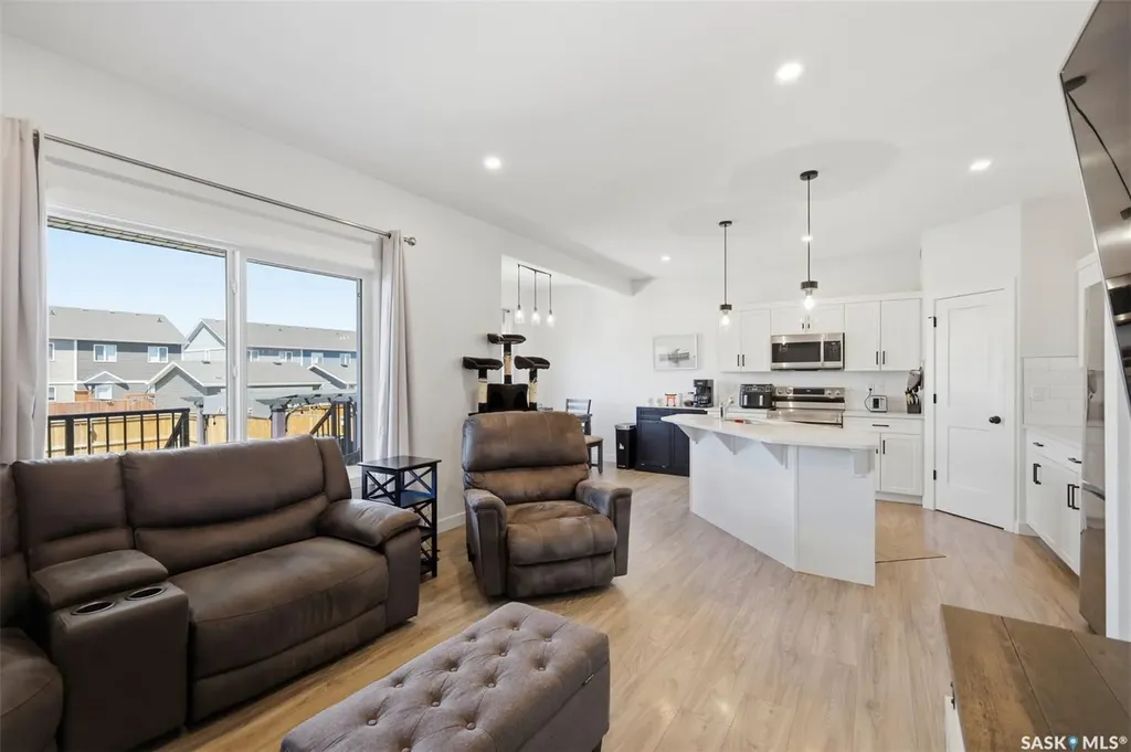 148 Echo Lane Martensville SK S0K 2T1