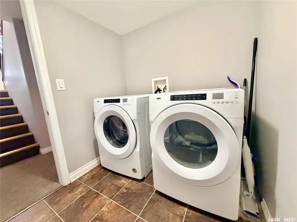 2326 Buhler Bay North Battleford SK S9A 1J2