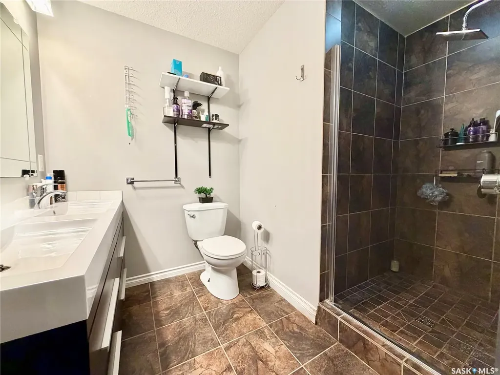 2326 Buhler Bay North Battleford SK S9A 1J2