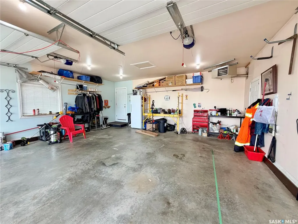 2326 Buhler Bay North Battleford SK S9A 1J2