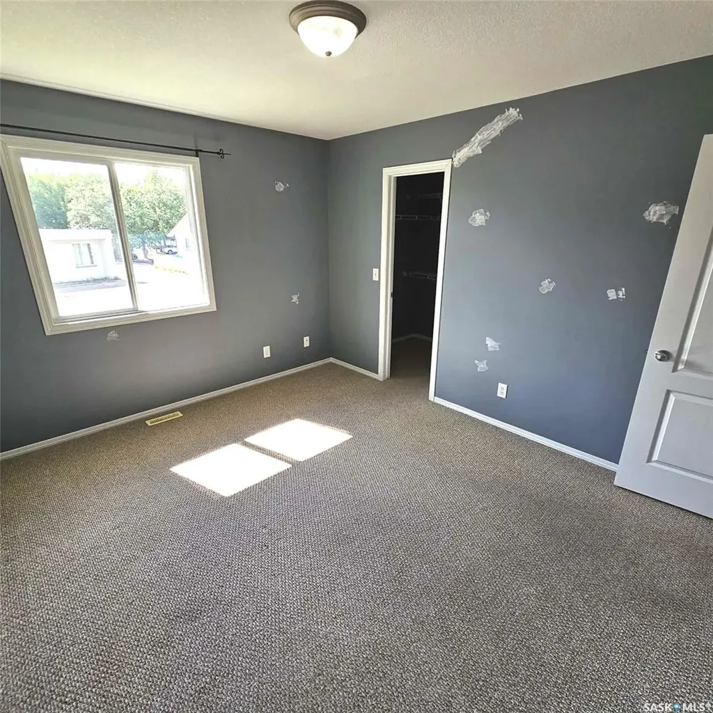 1075 Birchwood Place Regina SK S4S 7L1