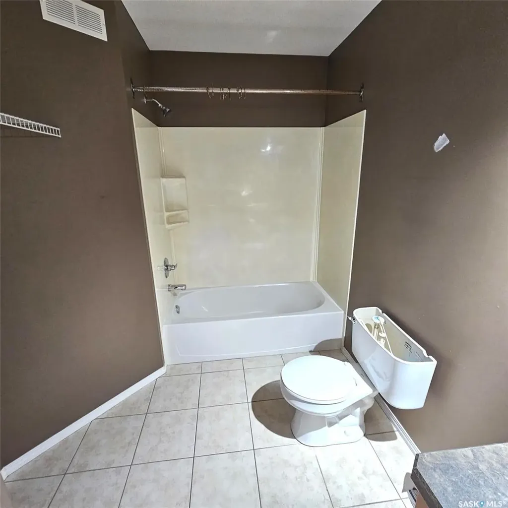 1075 Birchwood Place Regina SK S4S 7L1