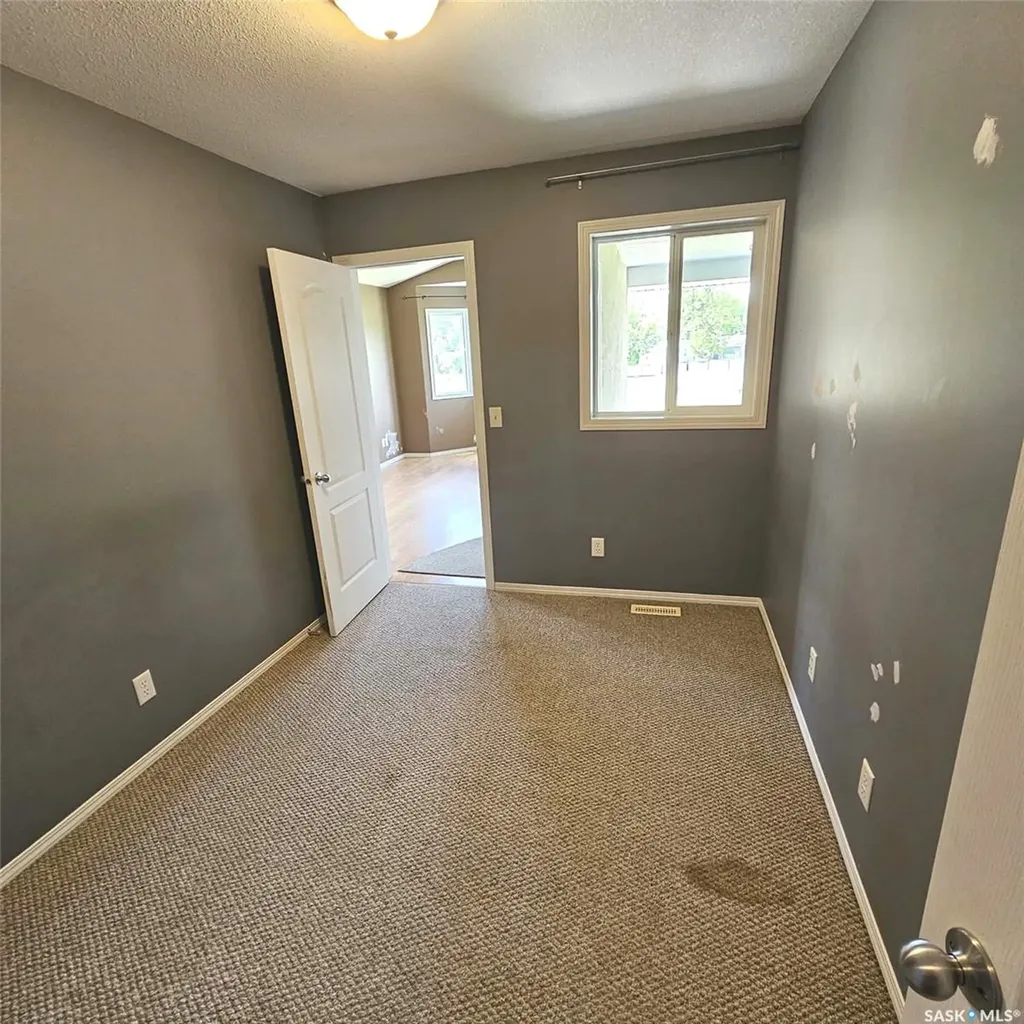 1075 Birchwood Place Regina SK S4S 7L1