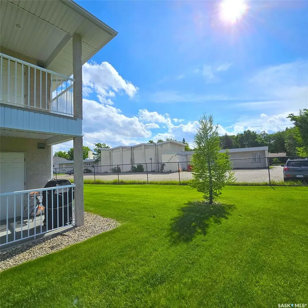 1075 Birchwood Place Regina SK S4S 7L1