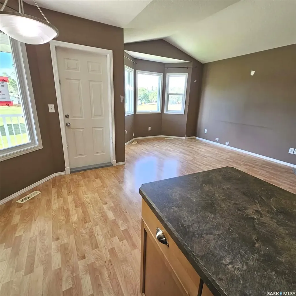 1075 Birchwood Place Regina SK S4S 7L1