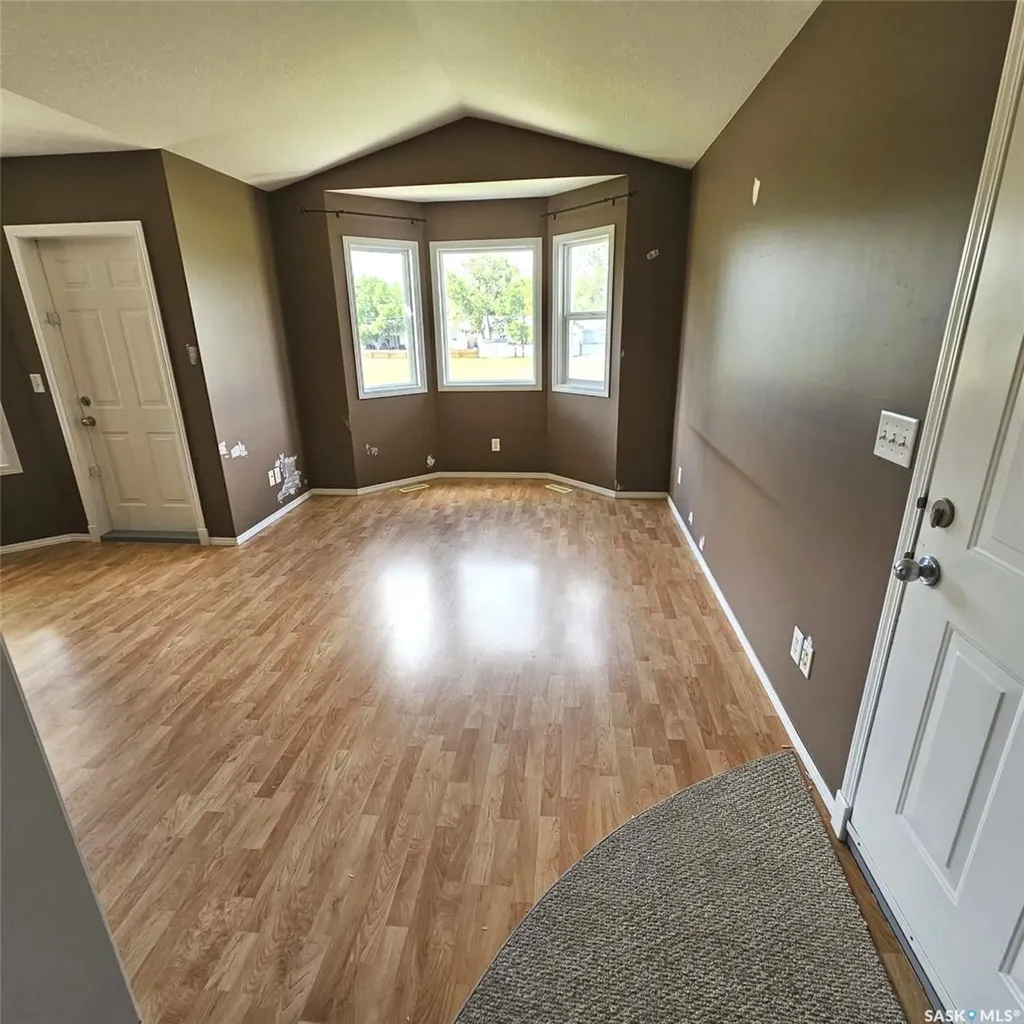 1075 Birchwood Place Regina SK S4S 7L1