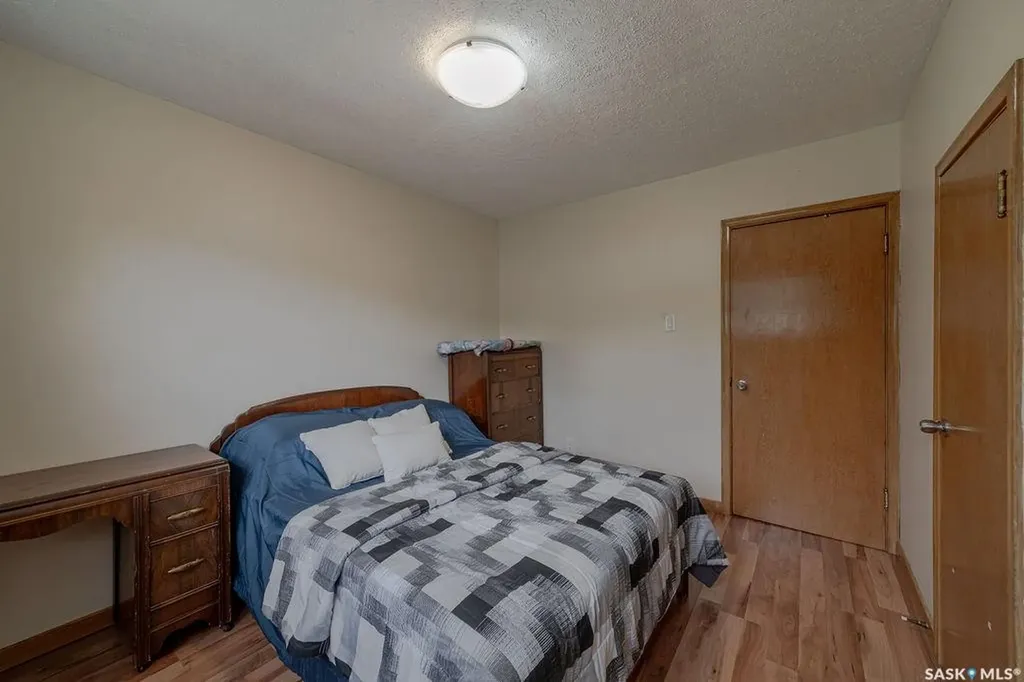 133 Halifax Street Regina SK S4R 1S7
