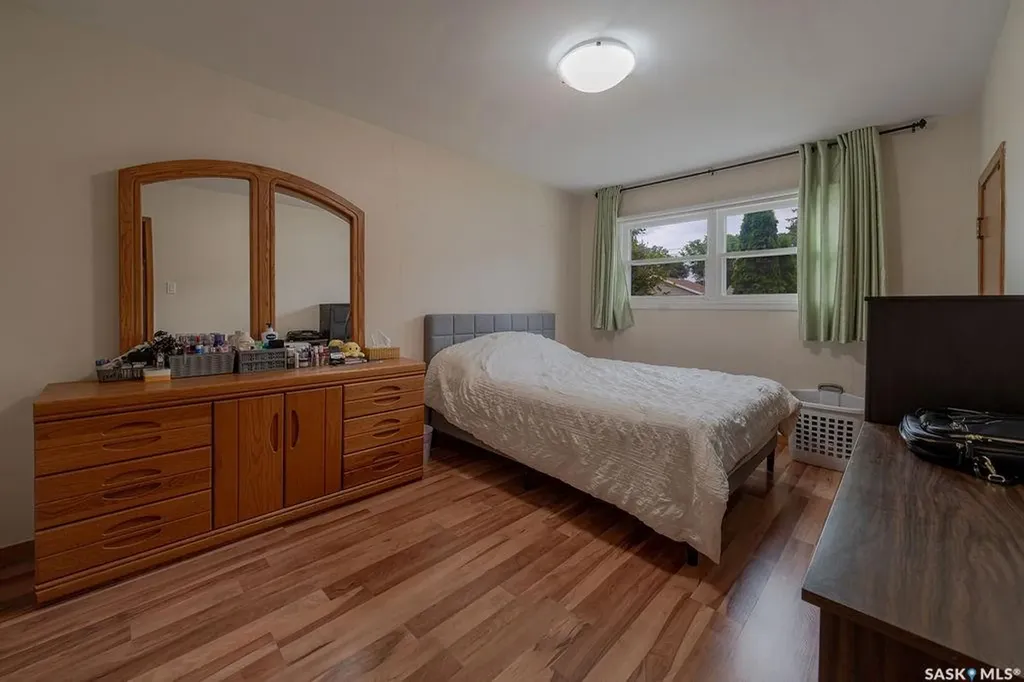 133 Halifax Street Regina SK S4R 1S7