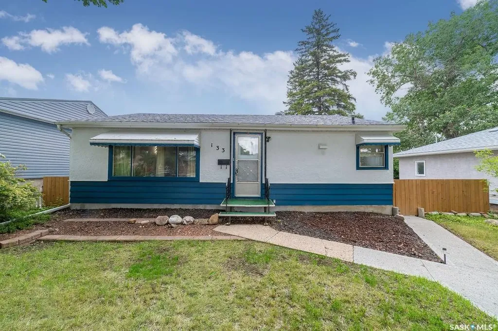 133 Halifax Street Regina SK S4R 1S7