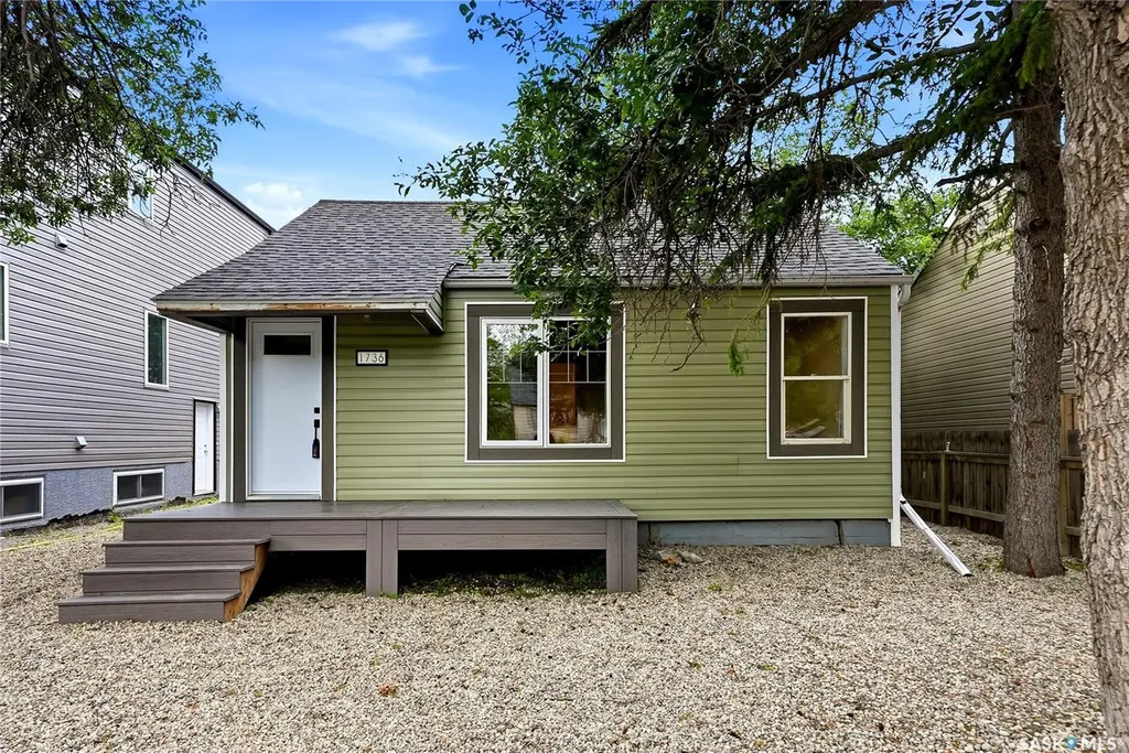 1736 Connaught Street Regina SK S4T 4T2