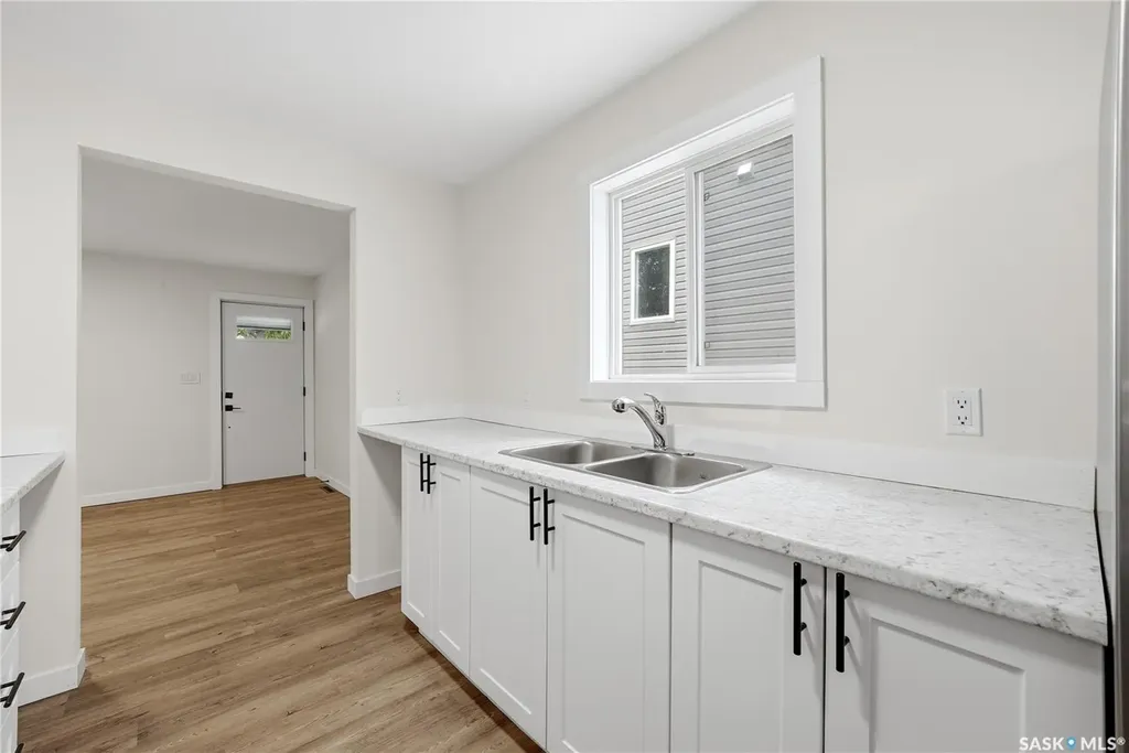1736 Connaught Street Regina SK S4T 4T2