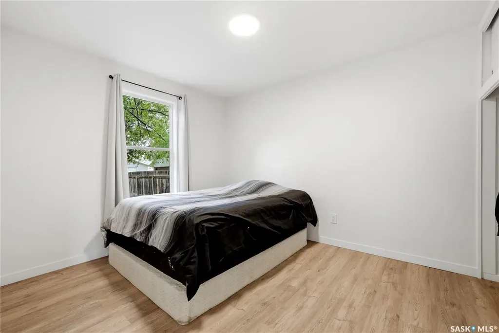 1736 Connaught Street Regina SK S4T 4T2