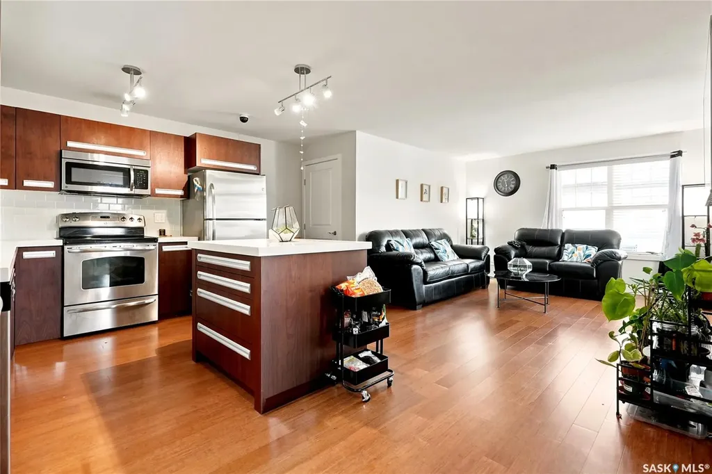 1015 Patrick Crescent Saskatoon SK S7W 0M4