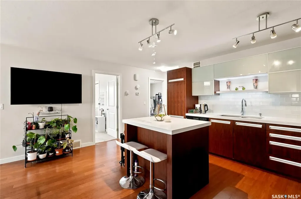 1015 Patrick Crescent Saskatoon SK S7W 0M4