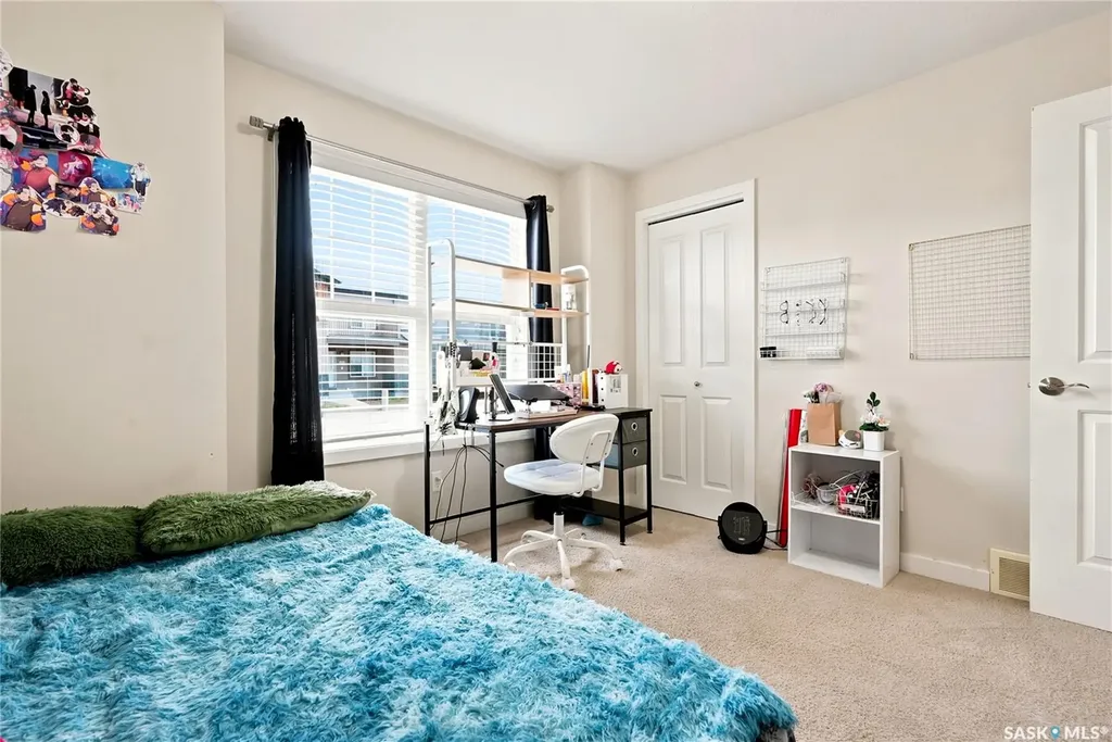 1015 Patrick Crescent Saskatoon SK S7W 0M4