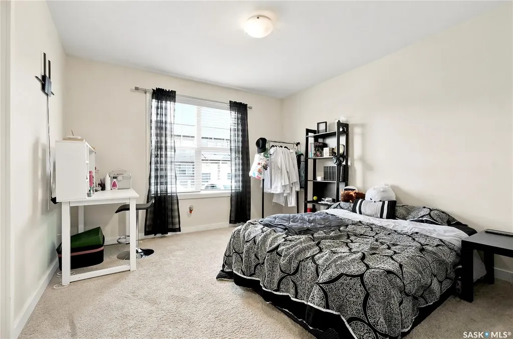 1015 Patrick Crescent Saskatoon SK S7W 0M4