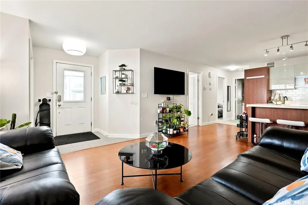 1015 Patrick Crescent Saskatoon SK S7W 0M4