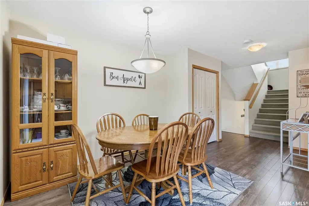 212 Mount Royal Place Regina SK S4T 7X9