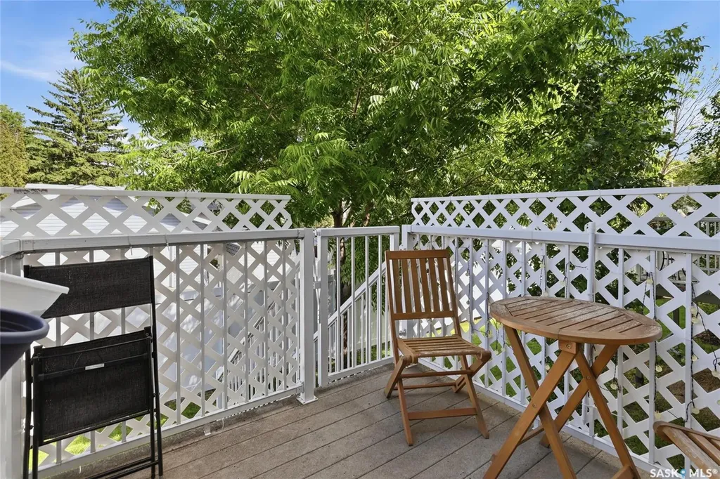 212 Mount Royal Place Regina SK S4T 7X9