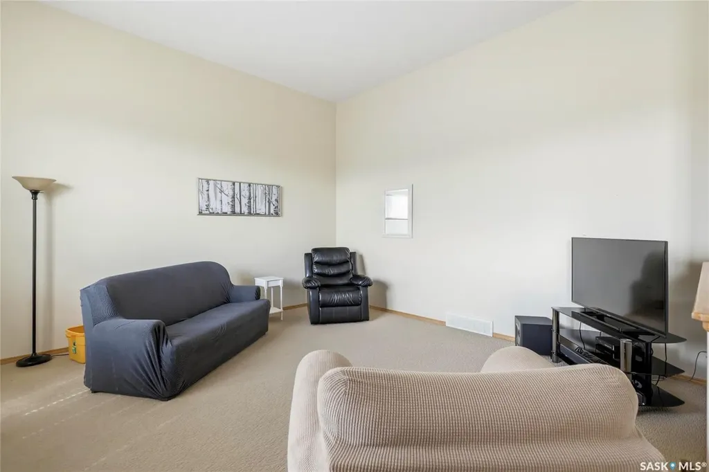 212 Mount Royal Place Regina SK S4T 7X9