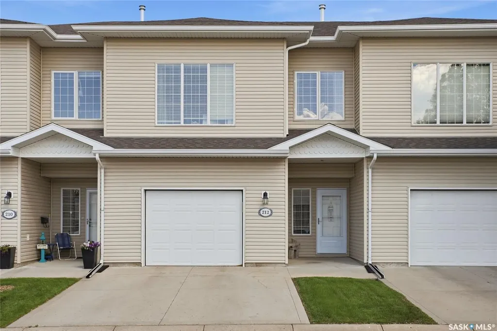 212 Mount Royal Place Regina SK S4T 7X9