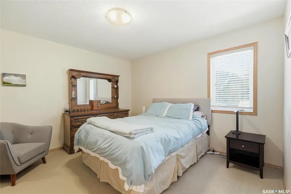 212 Mount Royal Place Regina SK S4T 7X9